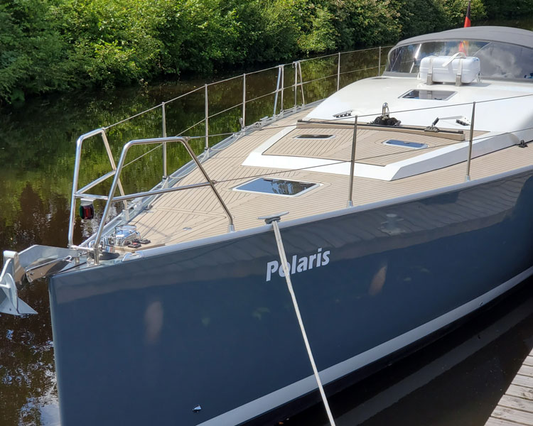 Siemer Werft Barßel-Reekenfeld - Segelyacht mit Santorini-Deck von Hollweg Marine