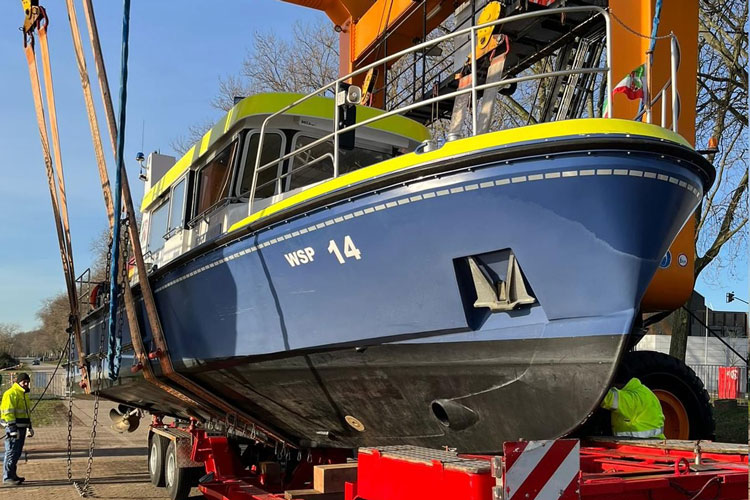 Siemer Werft Barßel-Reekenfeld - Vorbereitung zur boot Düsseldorf